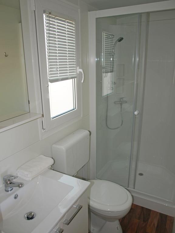 Camping Adria Mobile Home Park Umag Oda fotoğraf